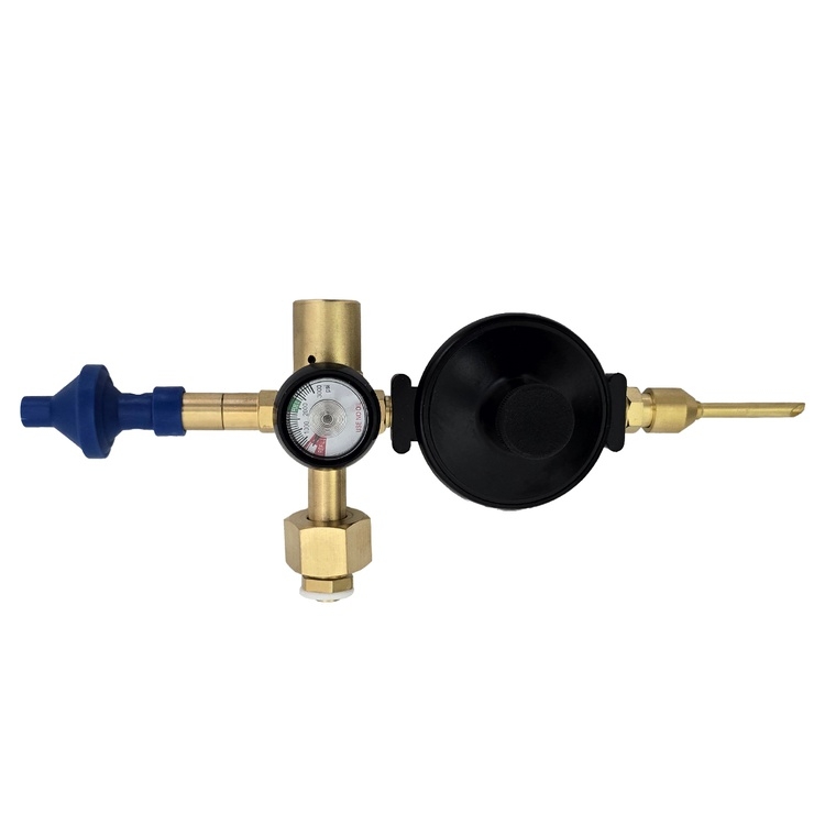 Насадка с манометром нажимным клапаном с редуктором